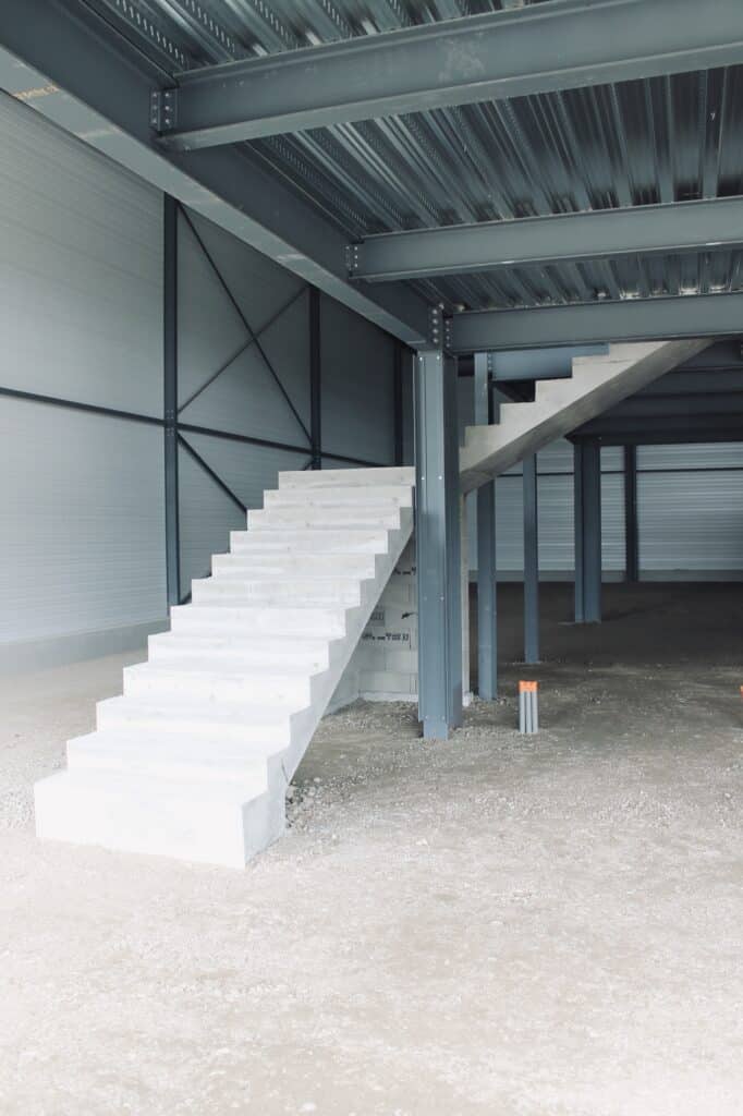 Promotion immobilière par le groupe sayag - escalier